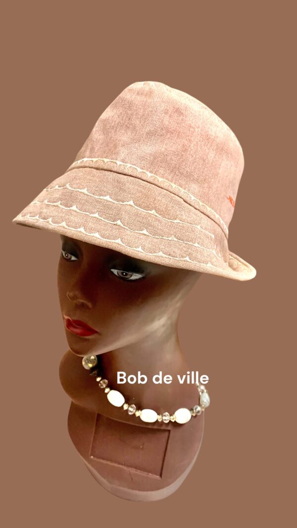 Bob de ville femme